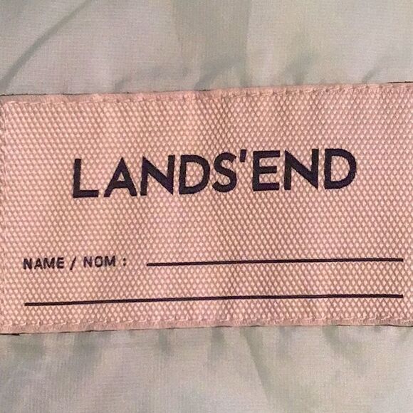 Land’s End Lightweight Zip Up Quilted Zip Up in pale Teal and Black - Picture 10 of 12